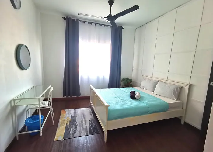 Apartment In Ladang Tok Pelam - Hana Home By The Sea